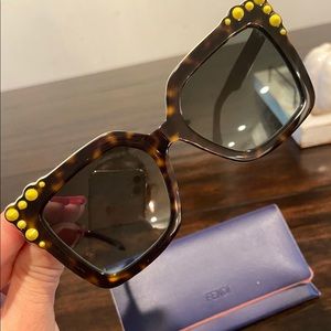 Fendi sunglasses NWT trade with lvluxx298